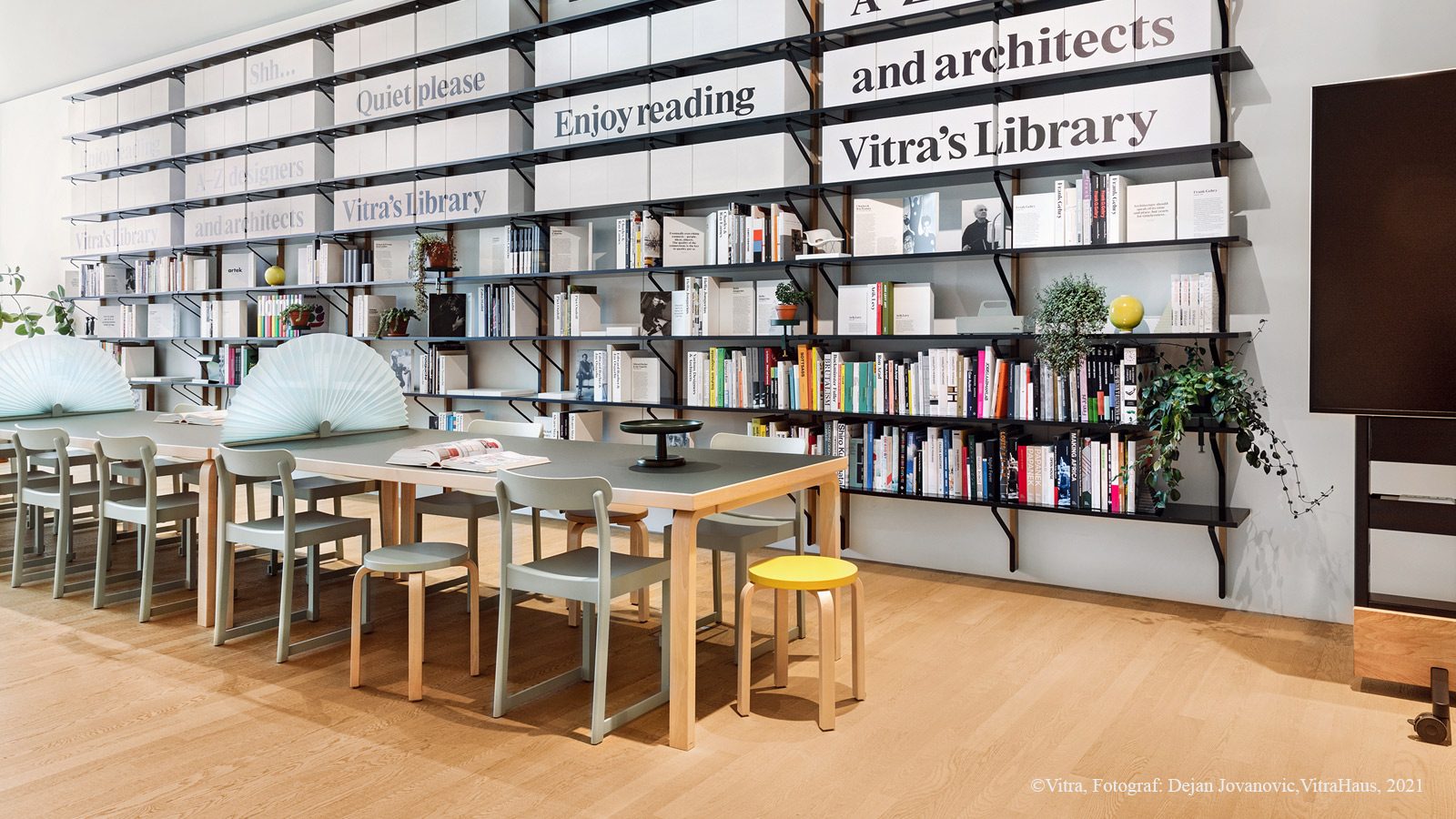 Njustudio_Friendlyborder_VITRA_10_header_2